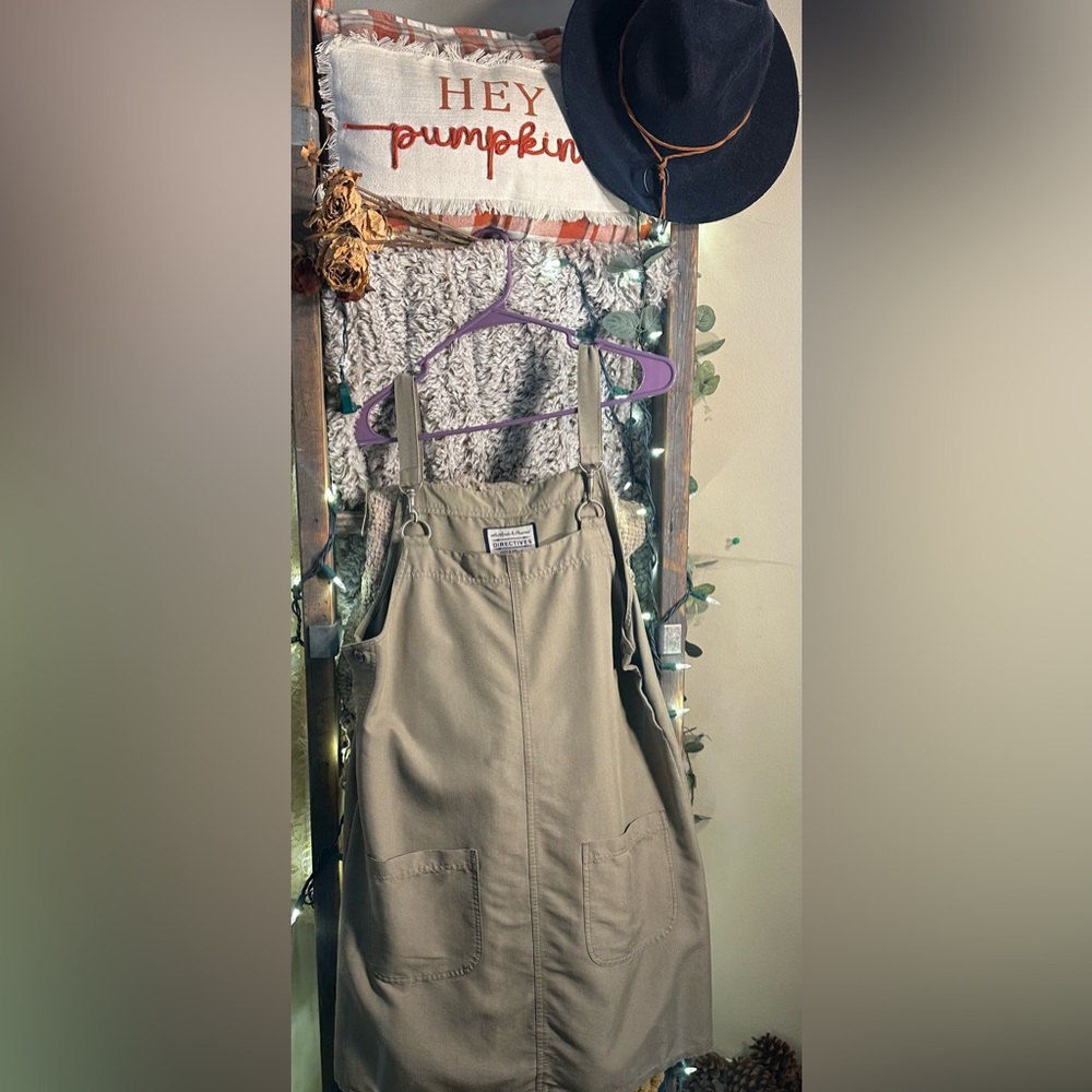 Overall dress